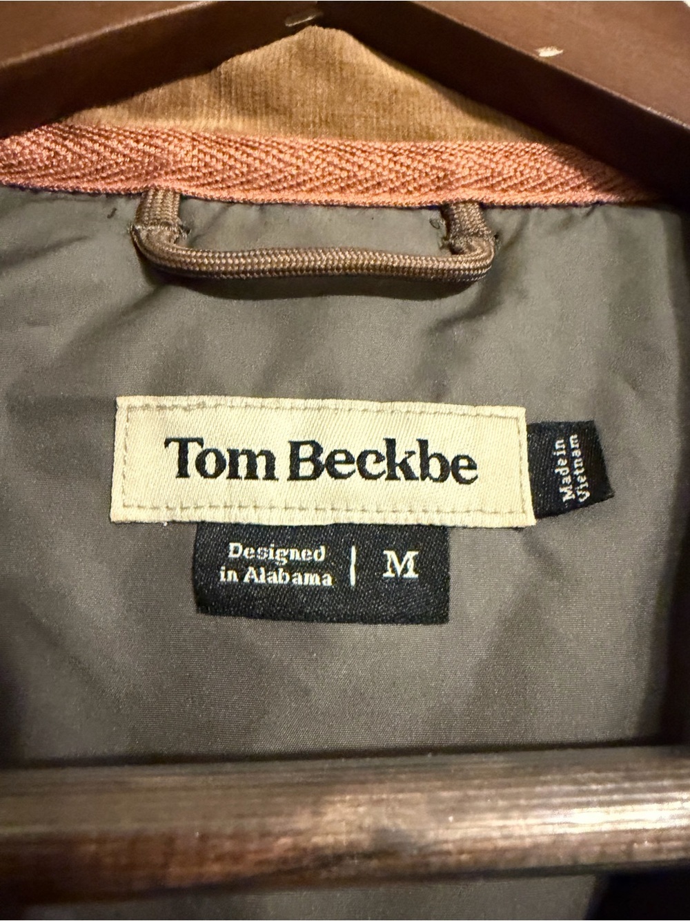 Tom Beckbe Loxley Quilted Vest- Olive Body with Tan Collar - Picture 5 of 16